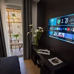 Contemporaneamente 147 - Modern&comfort 4* Bari