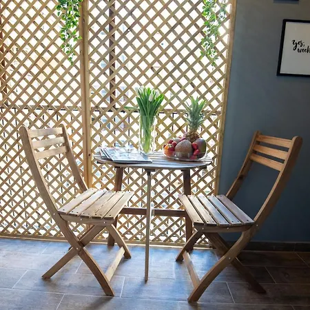 Contemporaneamente 147 - Modern & Comfort בית הארחה