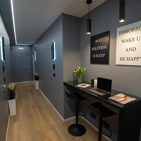 Contemporaneamente 147 - Modern & Comfort Gæstehus